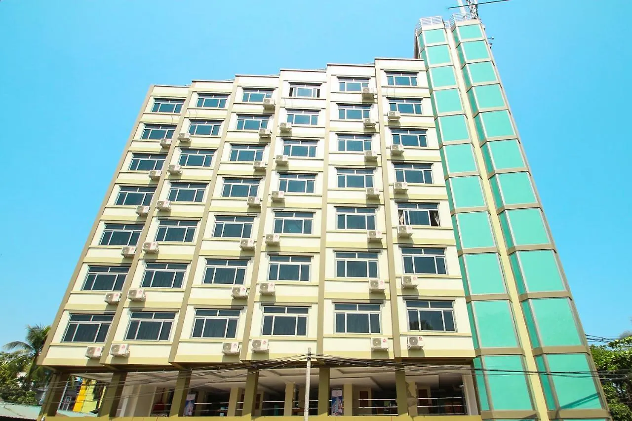 ***  Gemsy Hotel Yangon Myanmar